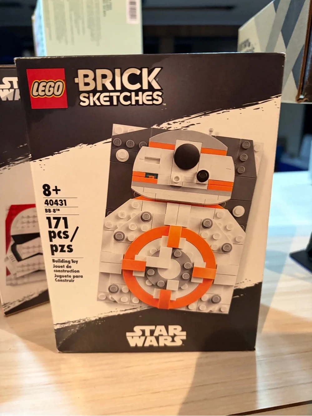 Lego Brick Sketches BB-8 Panel in White, Orange, Gray, Black